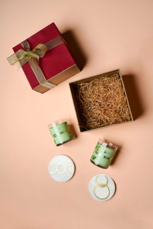 Baked Warmth Gift Box with Divine Coasters
